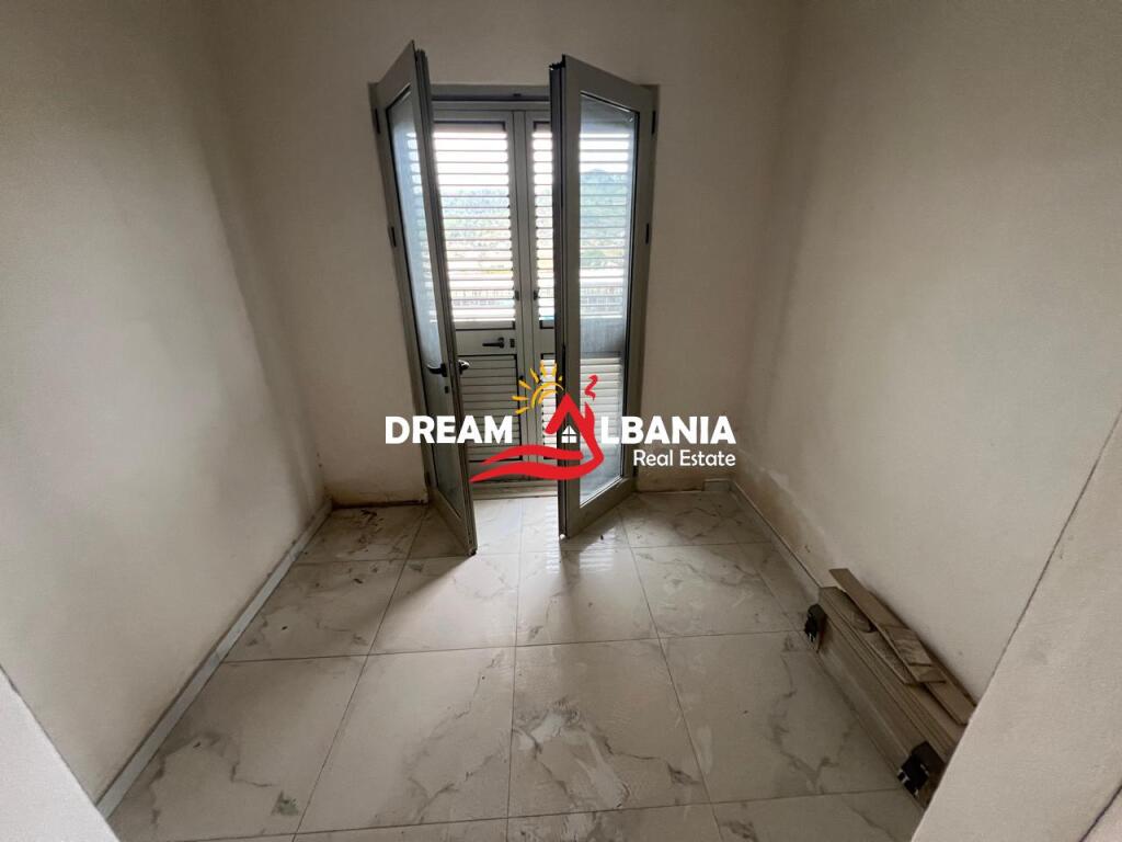 Casa privata su 2 piani in affitto a Prush vicino a PRIMAVERA a Tirana (ID 4241047)