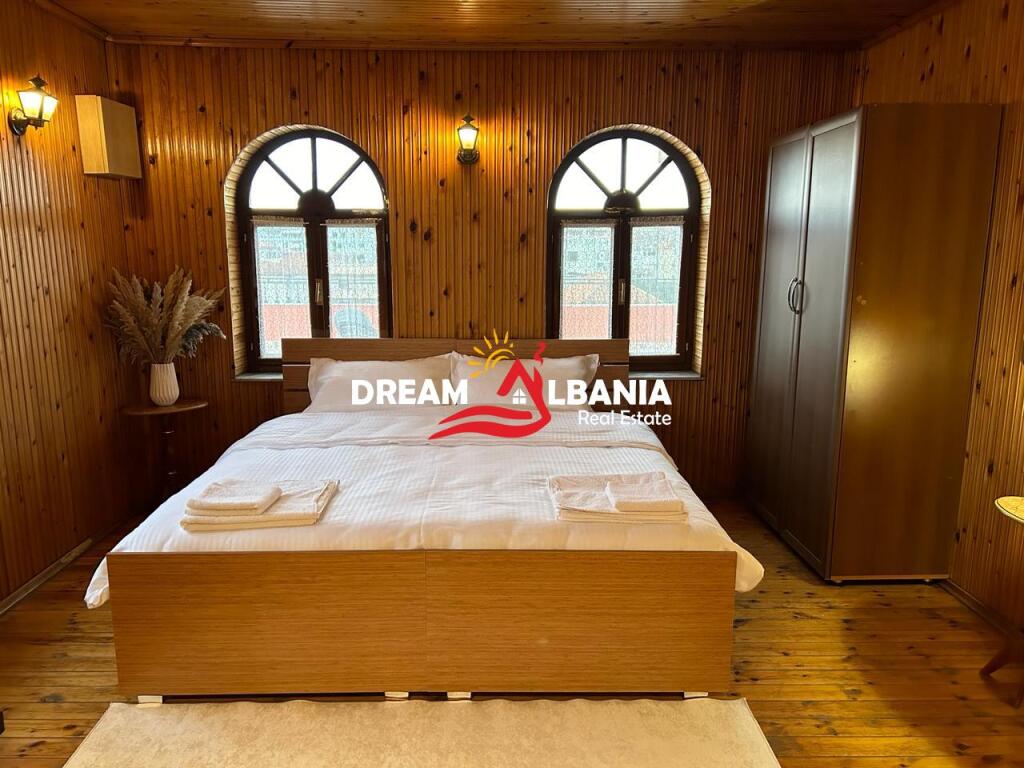 For rent 2+1+veranda on the villa floor on Dibra street, near American Hospital 2, Tirana (ID 42214659)