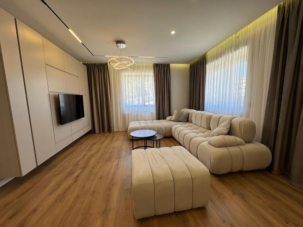 Shitet duplex 2+1+2 Rezidenca Kodra e Diellit