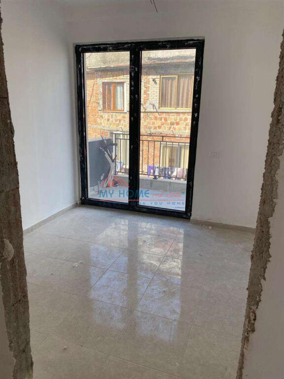 Office for rent New Bazaar Tirana