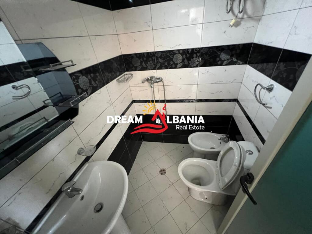 Casa privata su 2 piani in affitto a Prush vicino a PRIMAVERA a Tirana (ID 4241047)