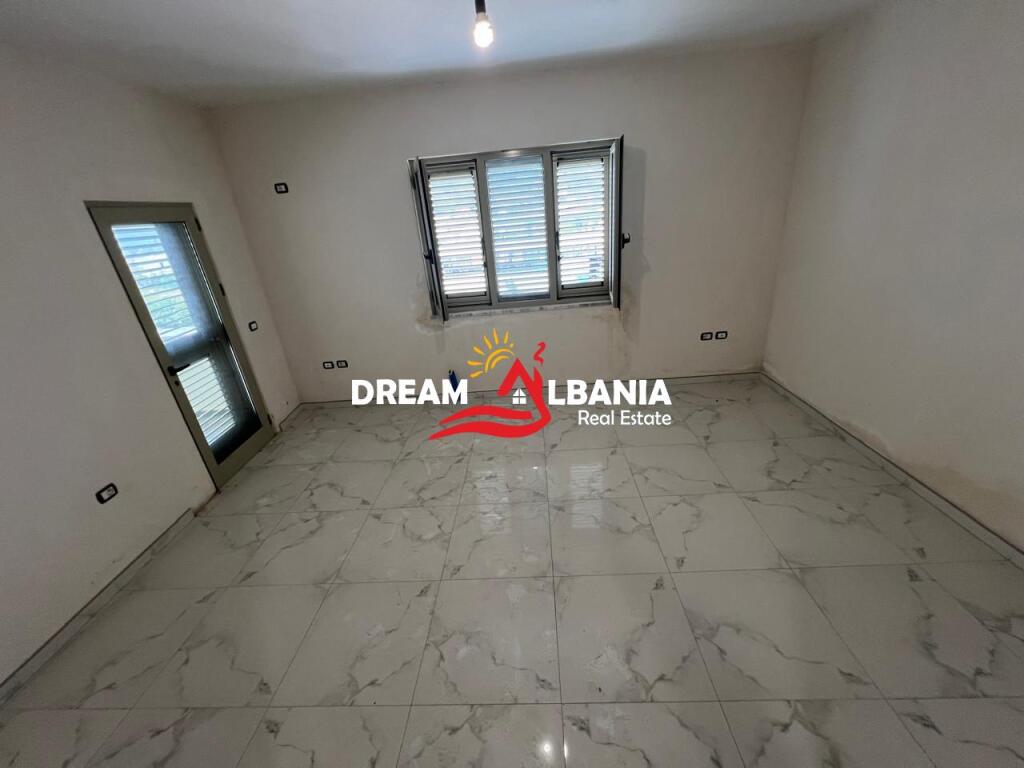 Casa privata su 2 piani in affitto a Prush vicino a PRIMAVERA a Tirana (ID 4241047)