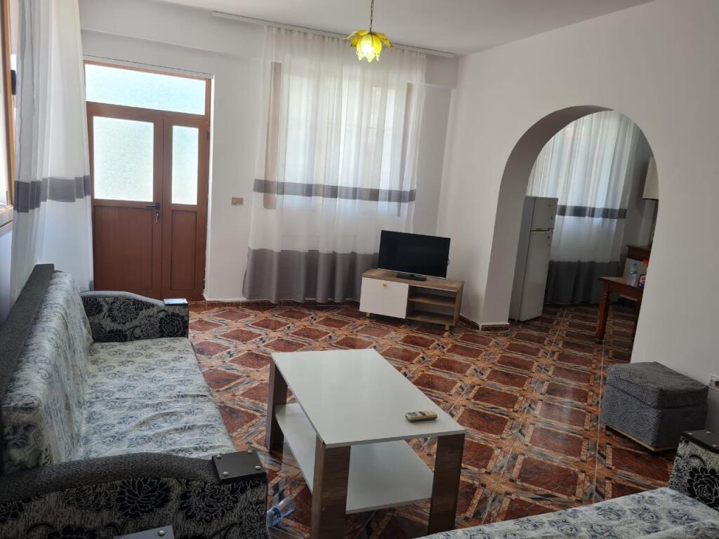 Casa in affitto (2+1) Vlora