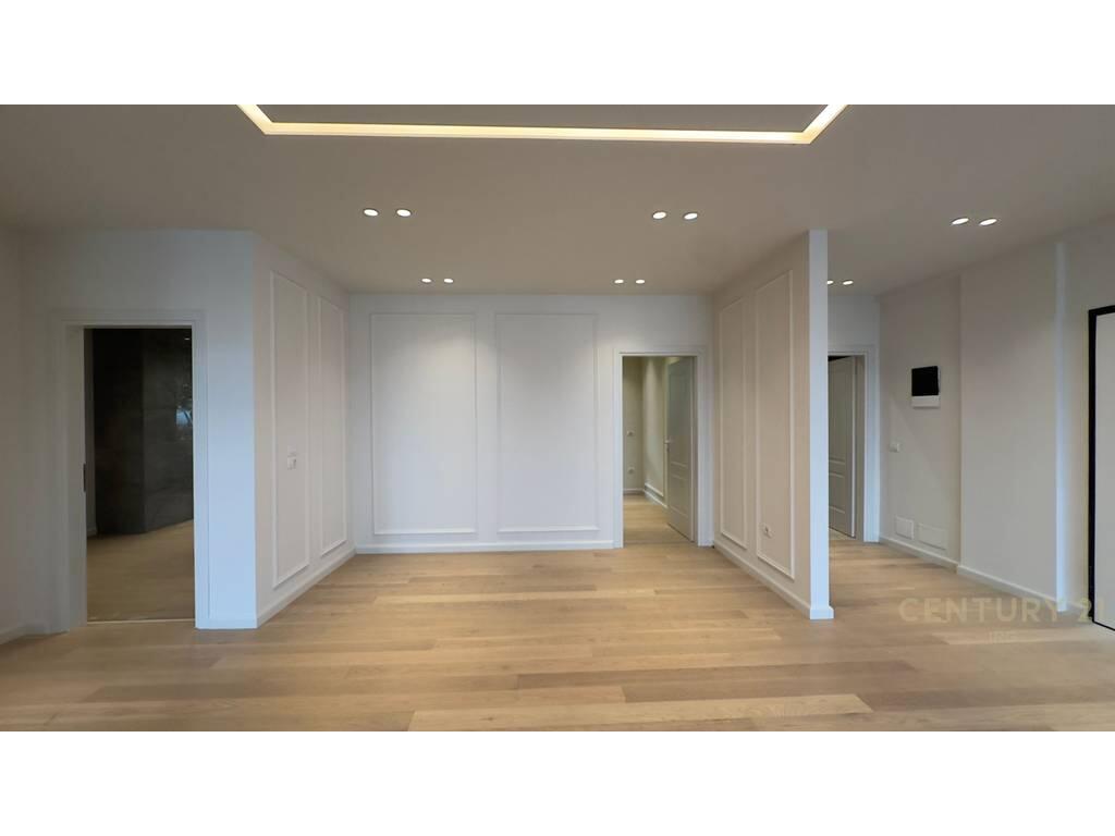 FOR SALE – LUXURY APARTMENT 3+1+2 NEAR THE BRIGADE PALACE