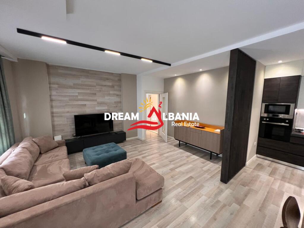 Apartament 2+1 me qera tek 21 Dhjetori prane Mondial ne Tirane(ID 42215374)