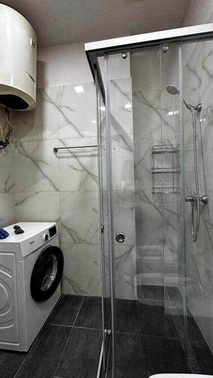 Apartament 1+1 Kompleksi Delijorgji
