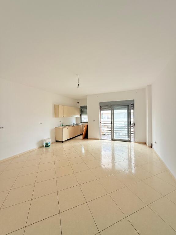 Apartment 2+1 for Sale Fier