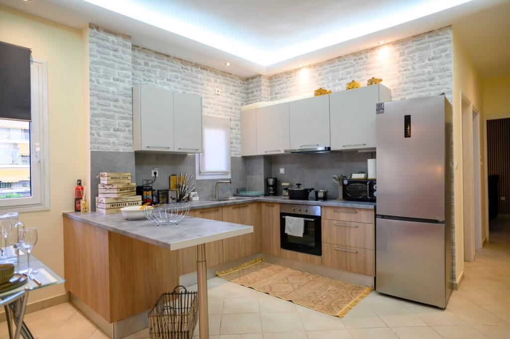 Apartament Me Qera 2+1+post parkim Tek Liqeni i Thate (ID B220934) Tirane