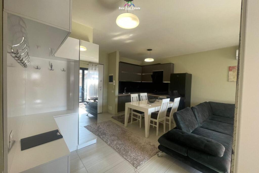 Apartament Me Qera 2+1 Tek Stadiumi Dinamo (ID B2201472) Tirane