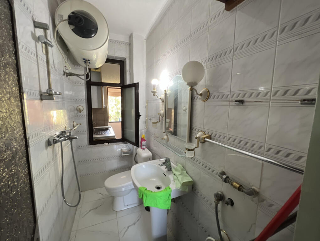 📣 QERA Apartament 1+1 📍 Medreseja 🛣️ Rruga e "Dibres" ✨
