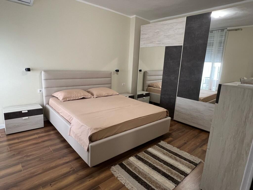 For rent 2+1 apartment with luxury furnishings, Durres (near the Train Station)