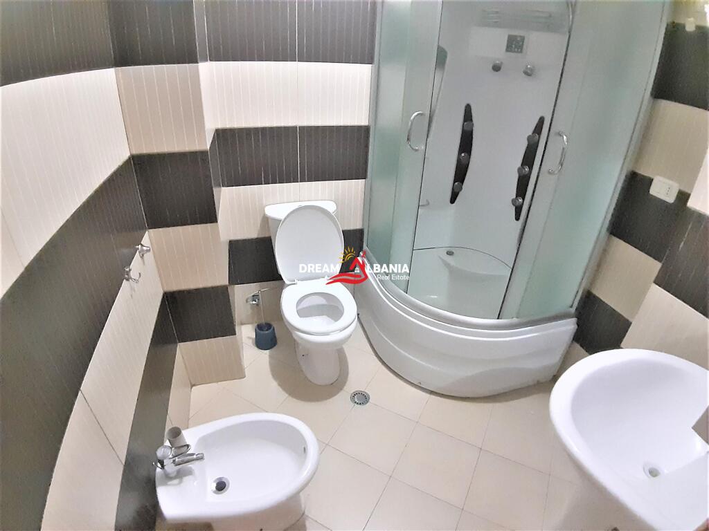 Apartamente 3+1 me qera ne zonen e Don Boskos prane Kompleksit Vizion  ne Tirane (ID 4231154 )