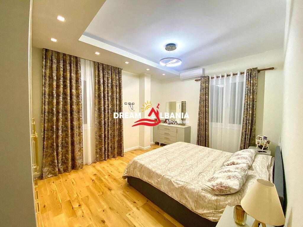 Villa in affitto nel blocco delle ville Selite, vicino al Comune di Parigi (ID 4251272)