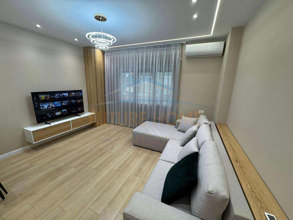 Appartamento 2+1+deposito in vendita Myslym Shyri