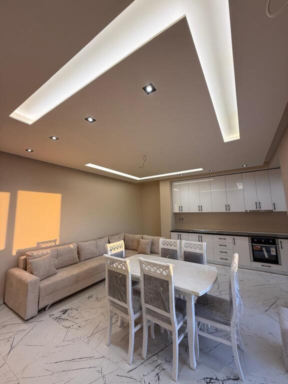 Apartament 1+1 për qira në Fresk