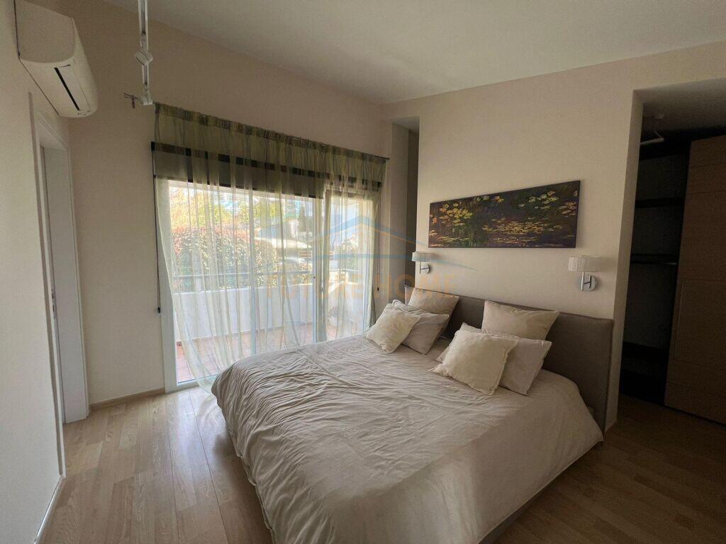 Shitet apartament 2+1+2 LongHill Residence Teg