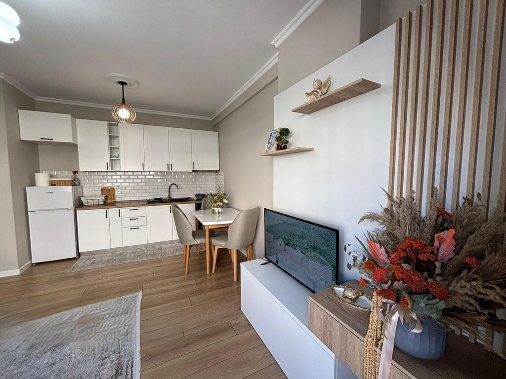 2+1 Apartment with Large Veranda on "5 Maj" Street, near "Tirana Jonë" School 650 € /Month