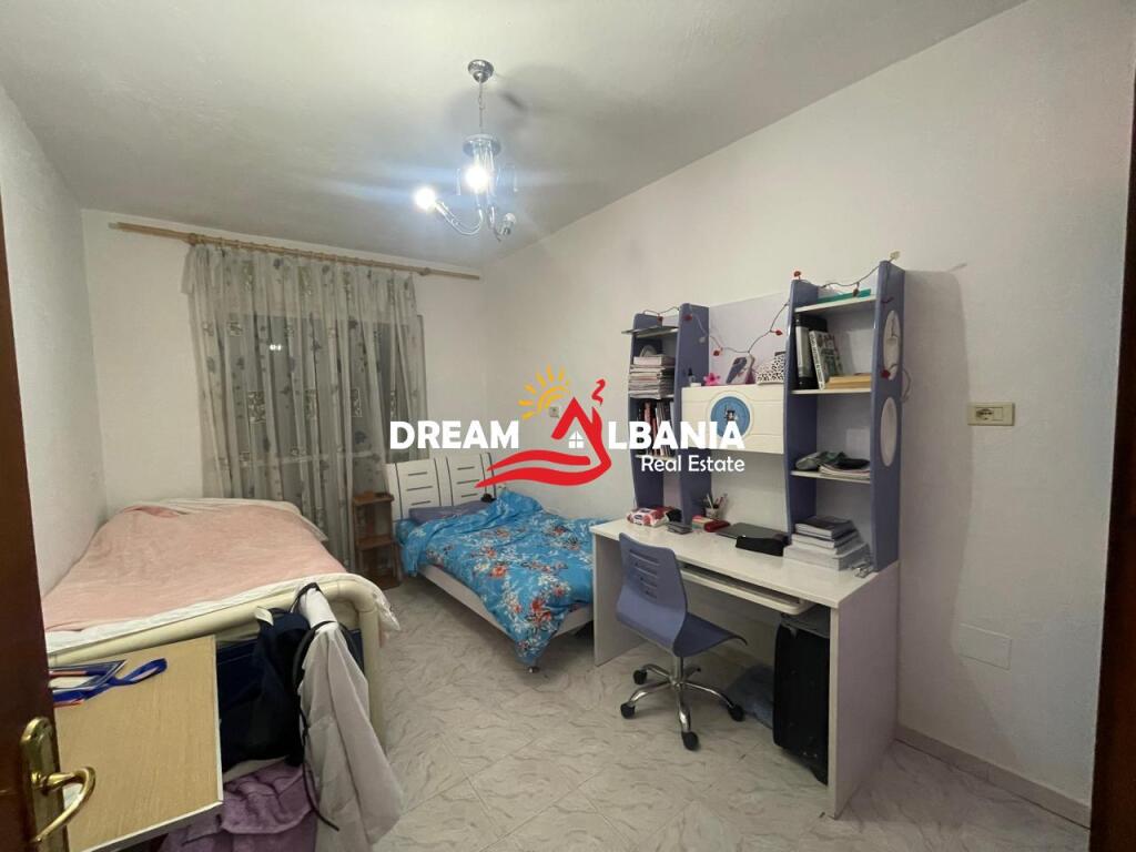 Apartament 2+1 ne Shitje tek Rruga e Dibres, prane Shkolles Bashkuar ne Tirane (ID 4129498)