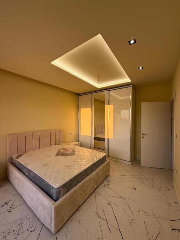 Apartament 1+1 për qira në Fresk
