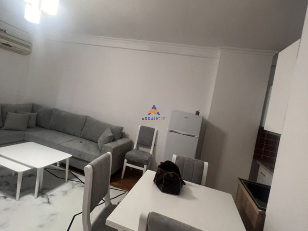 JEPET APARTAMENT ME QERA 2+1+BALLKON "DON BOSKO" 550 EURO.