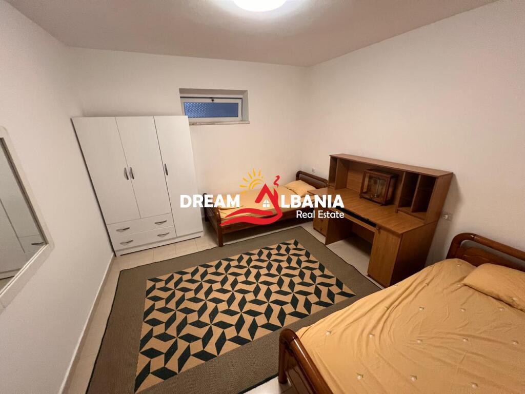 Apartament 2+1 me qera tek Rruga e Durresit prane Gjimnazit Qemal Stafa ne Tirane (ID 4229467)