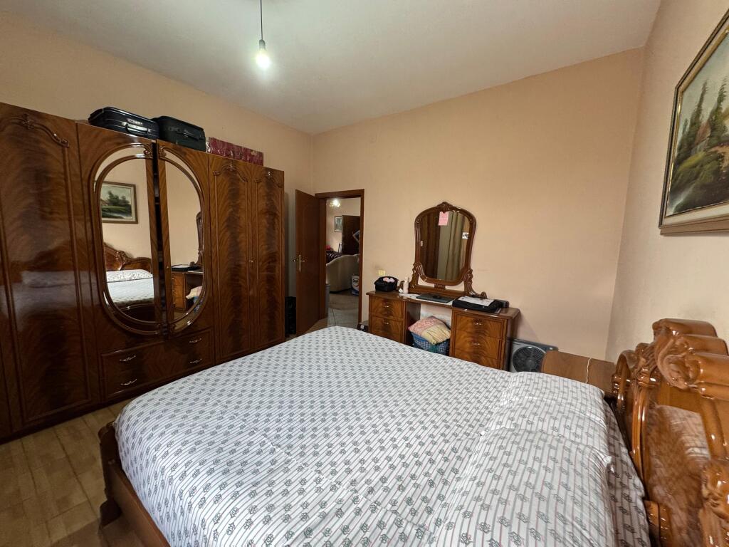 ✨ Appartamento 2+1 in Vendita nel Cuore di Tirana! ✨ 📍 Alidem, vicino al Nuovo Mercato Elettrico💰 Prezzo: 140 milioni lekë