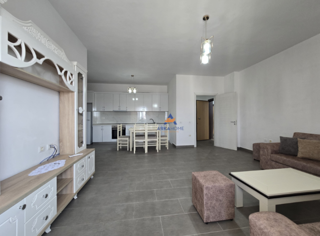 SHITET APARTAMENT 2+1+BALLKON “KAMEZ” 103.000 EURO.