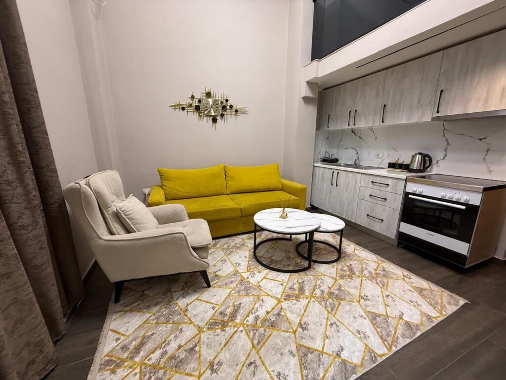 Furnished duplex, on Elbasan road, price 600 euros