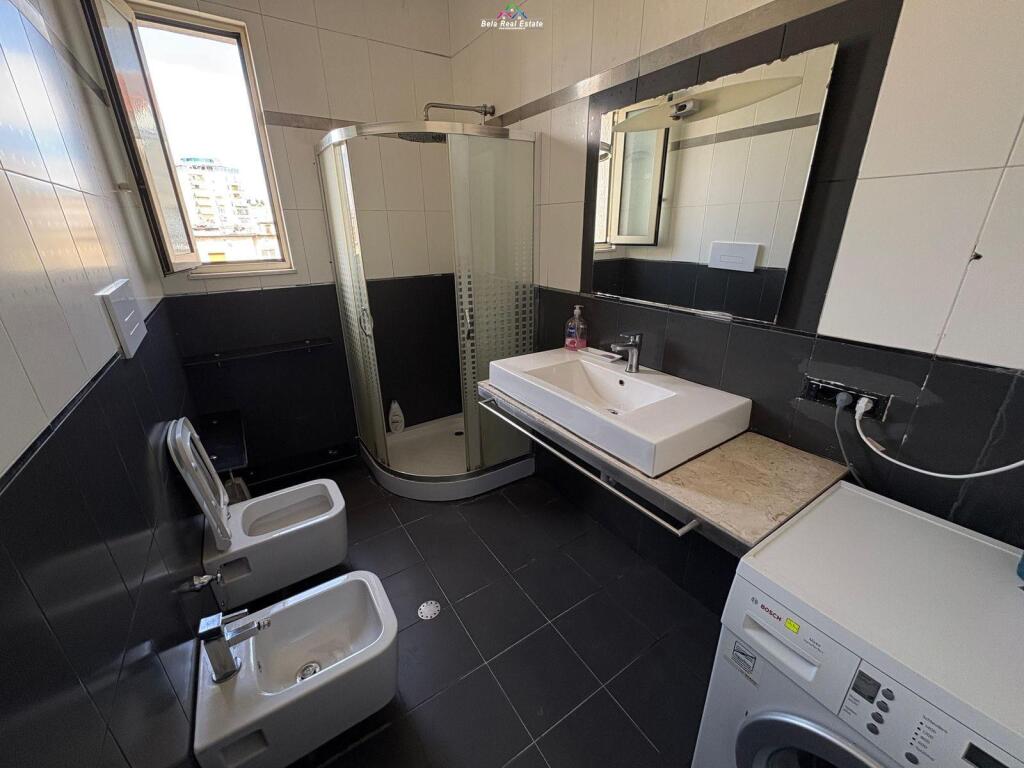 Apartament me Qera 2+1 tek Ish Tregu Elektrik (ID B221349) Tirane