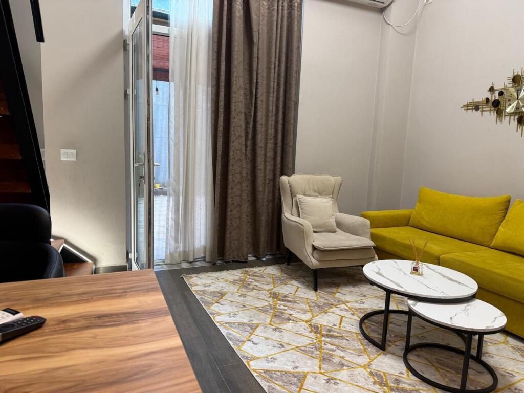 Furnished duplex, on Elbasan road, price 600 euros