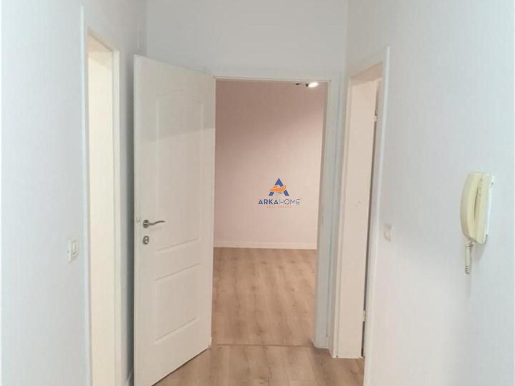 FOR RENT APARTMENT 76M2 "BRIGADE VIII STREET, BLOCK" 900 EURO.