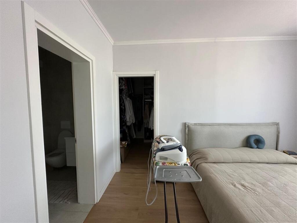 APARTAMENT ME QERA 2+1+2 RRUGA E DURRESIT 1.450 EURO