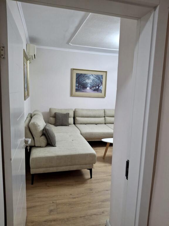 📣 QERA SUPER Apartament 3+1 Me 2 Tualete 📍 Komuna e Parisit, Prane Rruges Se Kosovareve ✨