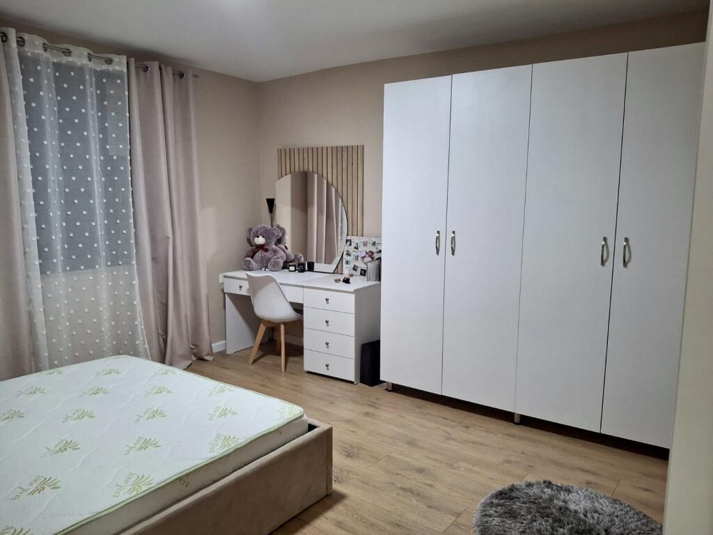 📣 QERA SUPER Apartament 3+1 Me 2 Tualete 📍 Komuna e Parisit, Prane Rruges Se Kosovareve ✨