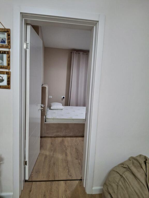 📣 QERA SUPER Apartament 3+1 Me 2 Tualete 📍 Komuna e Parisit, Prane Rruges Se Kosovareve ✨
