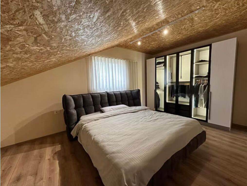 Two-story villa for rent in Bathore/500 euros
