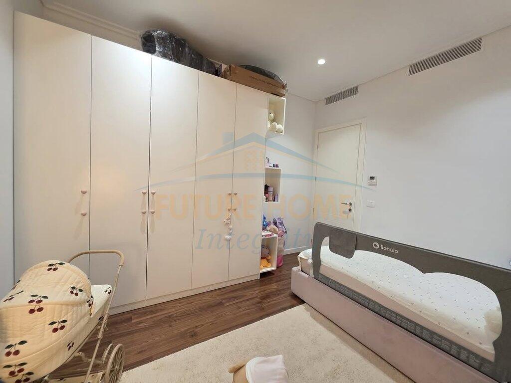 Apartment 3+1+3+ 2 parking spaces for sale Delijorgji Complex