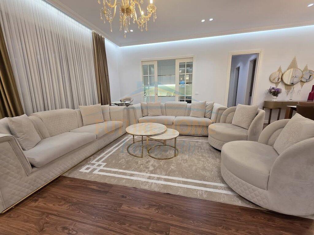 Apartment 3+1+3+ 2 parking spaces for sale Delijorgji Complex