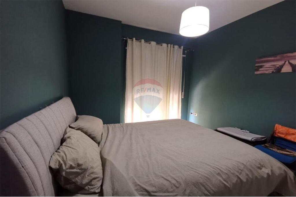 Apartament - Për Shitje - Kopshti Botanik, Tiranë