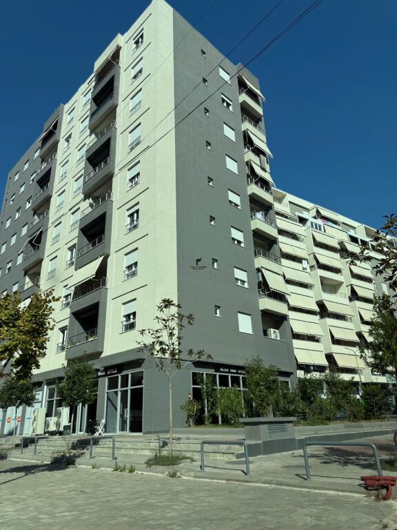 SHITET DYQAN 30 M2 KOMUNA E PARISIT 10.000.000 LEKE