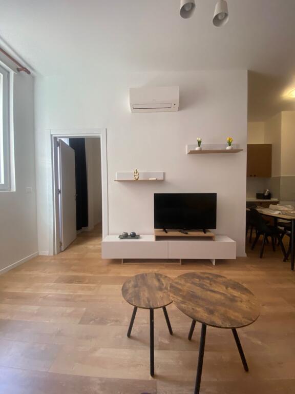 Apartment 1+1 for rent (no balcony) 📍 Dervish Hekali St., above the Red School