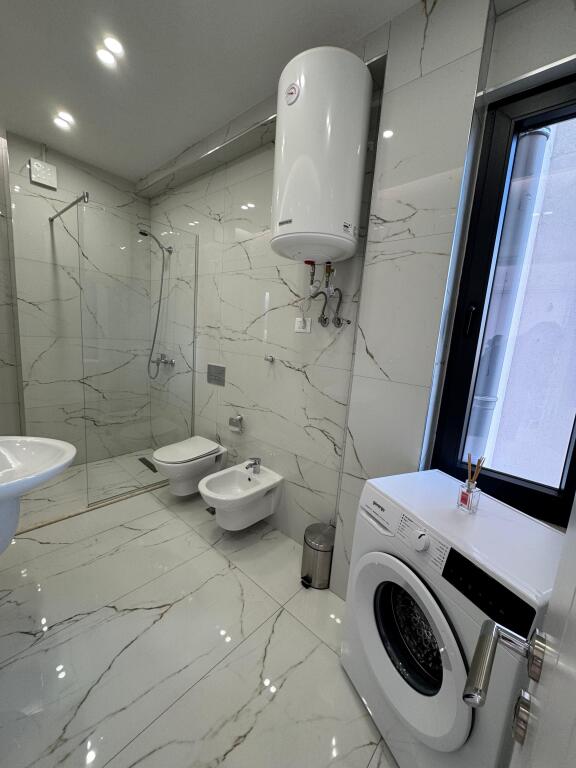 ✨Appartamento moderno 1+1 in affitto   📍Kodra e Diellit  💶 Prezzo: 80000 lek /mese