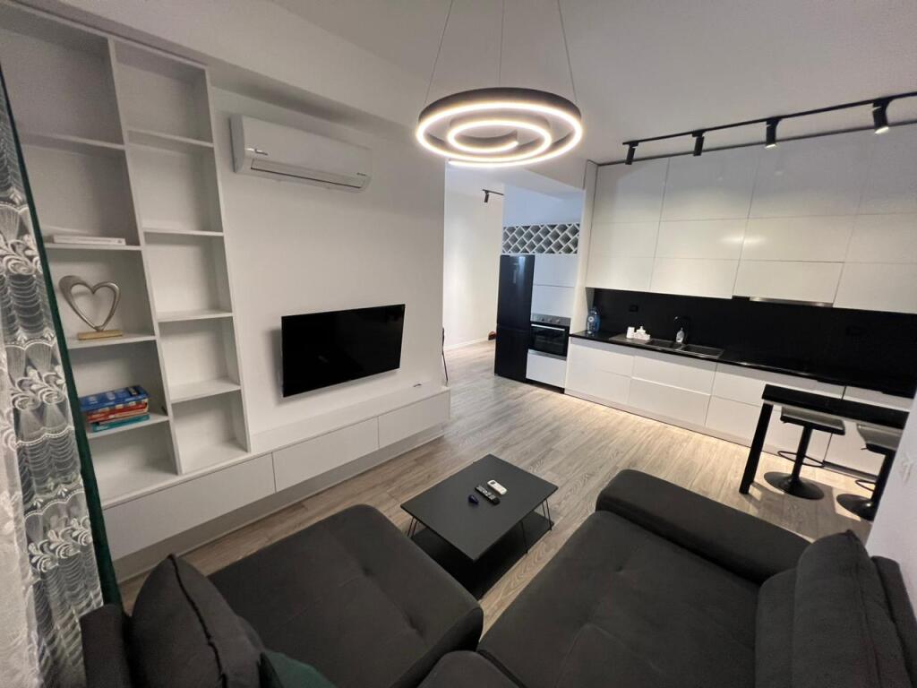 📣 VENDESI SUPER Appartamento 2+1 con Balcone 📍 Complesso Mangalem 21, Ali Dem ✨ 💶 Prezzo 145.000 Euro