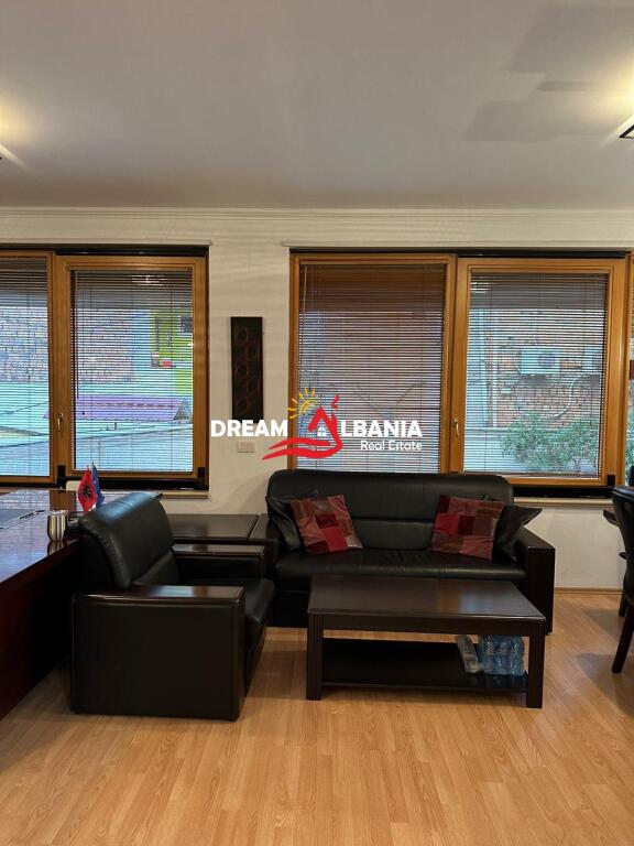 Villa in affitto in via Mine Peza, vicino alla Procura a Tirana (ID 4251060 )