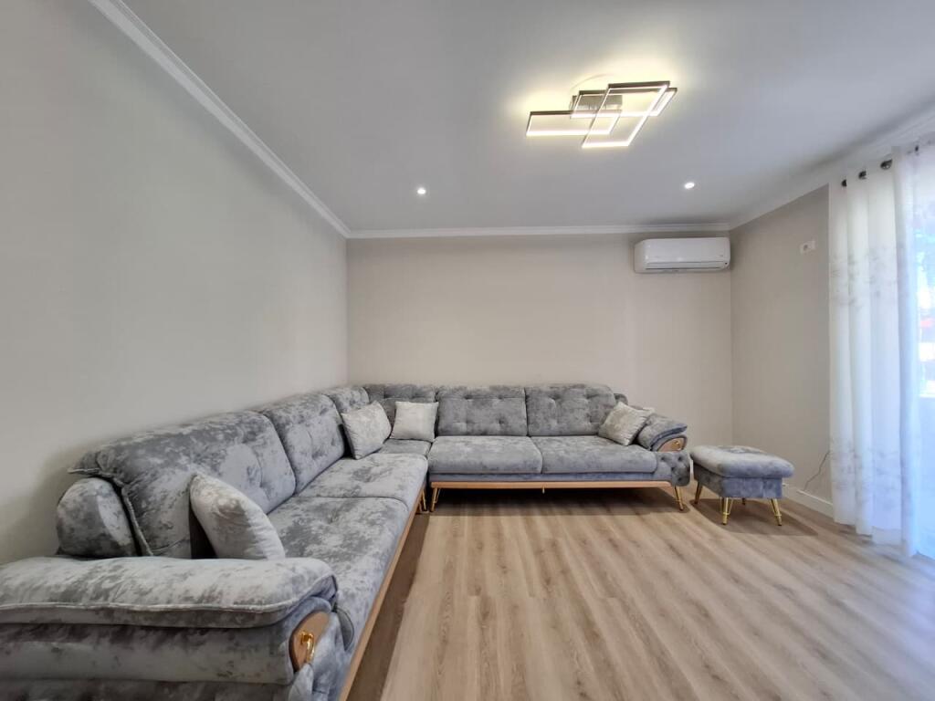 Appartamento in affitto (140m2) 2+1+2wc &amp; 3 balconi || 600€/Mese