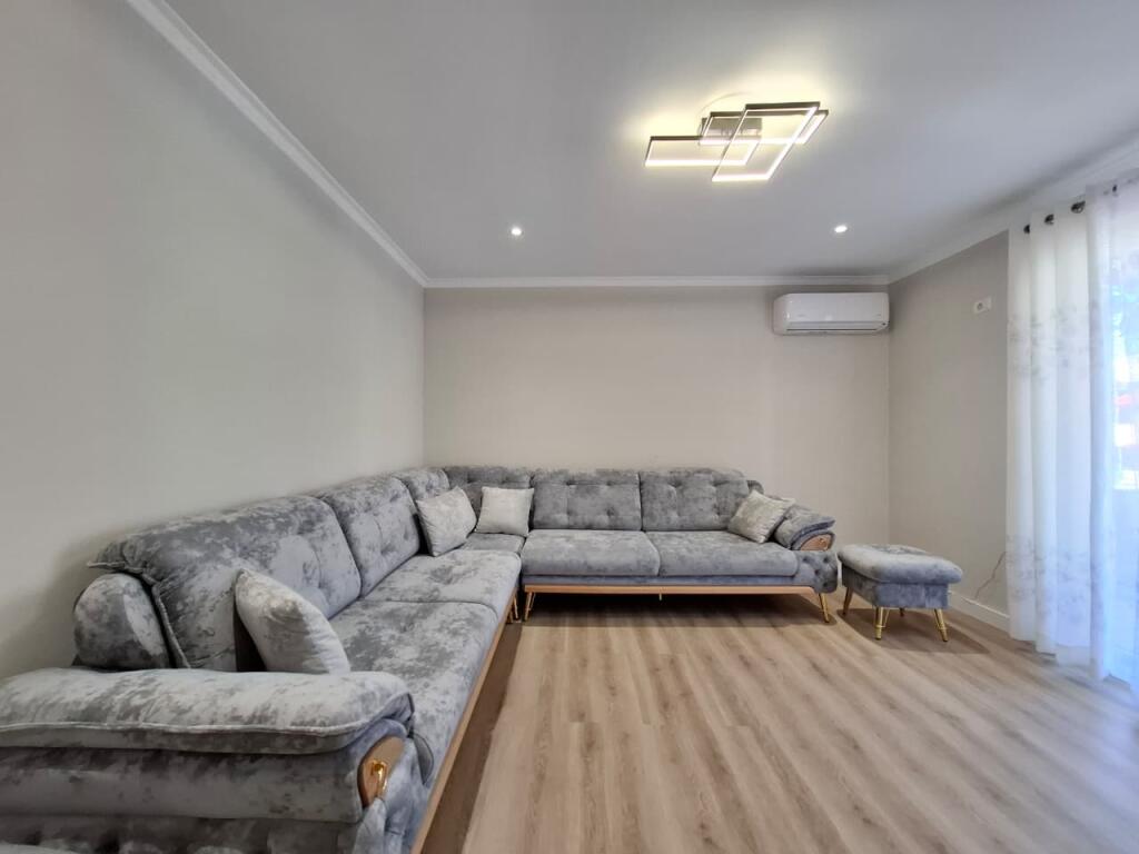 Appartamento in affitto (140m2) 2+1+2wc &amp; 3 balconi || 600€/Mese