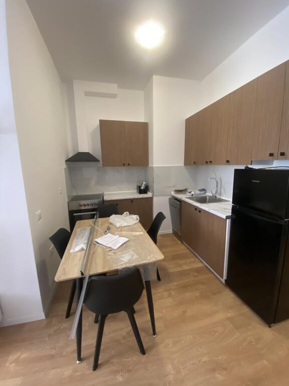 1+1, red school center, price 600 euro, parking with extra price