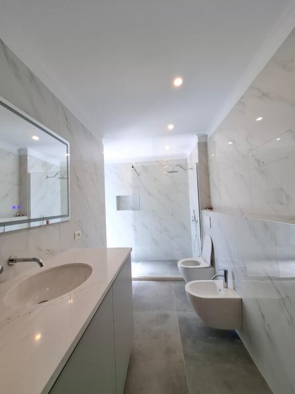 Appartamento in affitto (140m2) 2+1+2wc &amp; 3 balconi || 600€/Mese