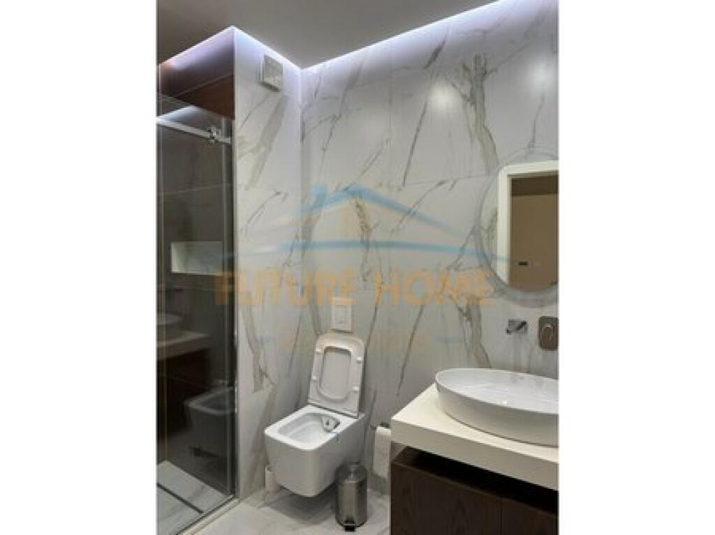 Shitet, Apartament 2+1+2+ Post Parkim, Don Bosko