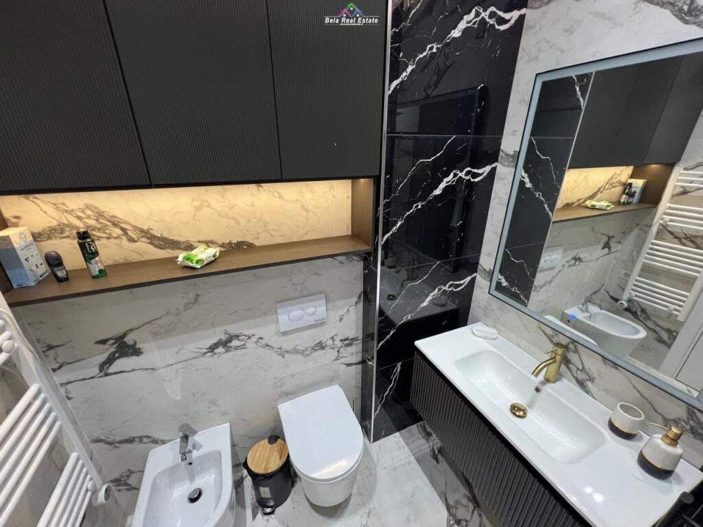 Appartamento in affitto 2+1+posto auto ad Astir (ID B2201486) Tirana
